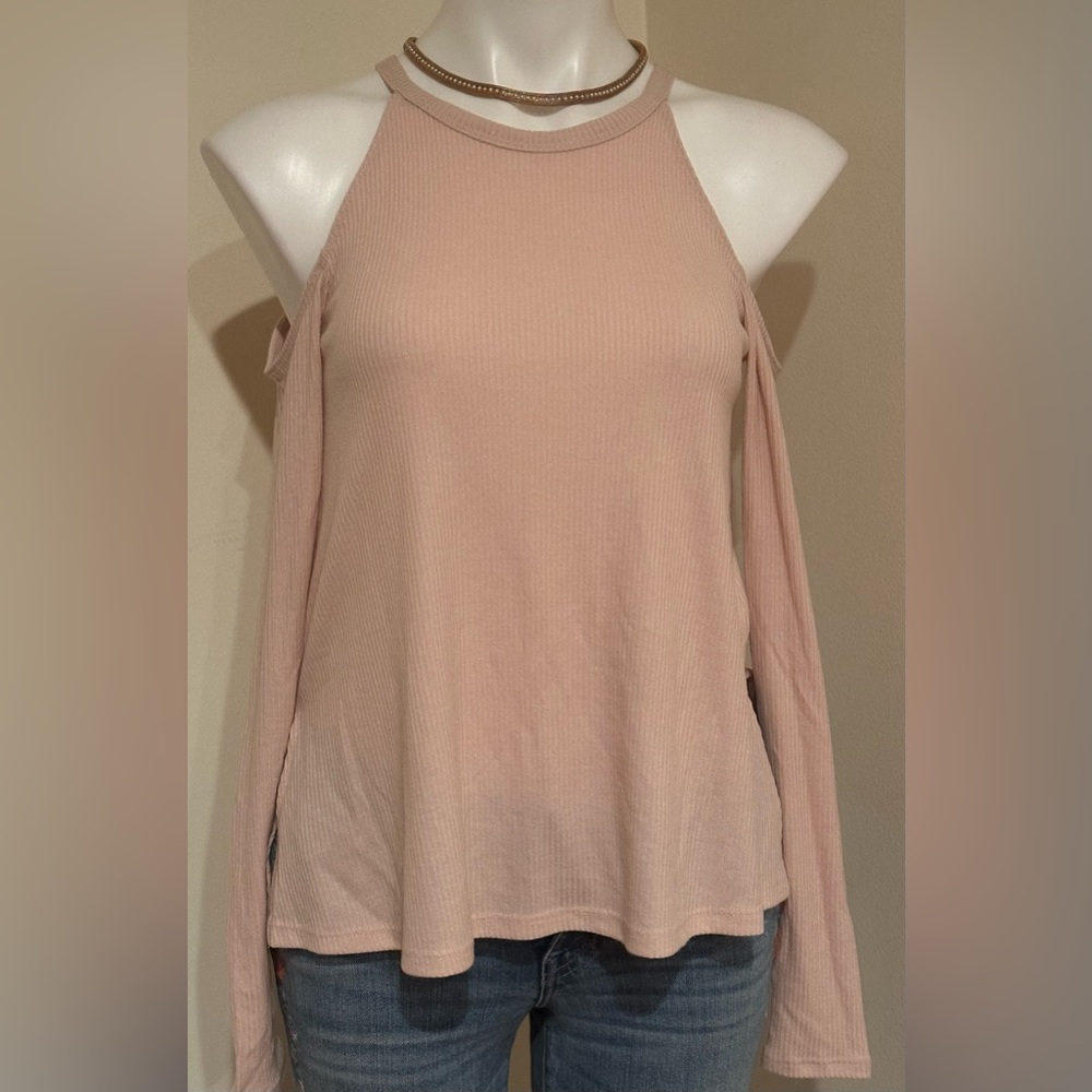 AEROPOSTALE Pale Pink Cold Shoulder Slits On Sides Light Material Sz XS/TP - Picture 4 of 14